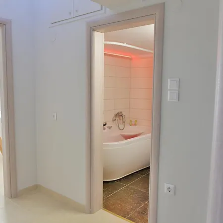 Apartment Poli's Luxury @ N. Moudania Nea Moudania