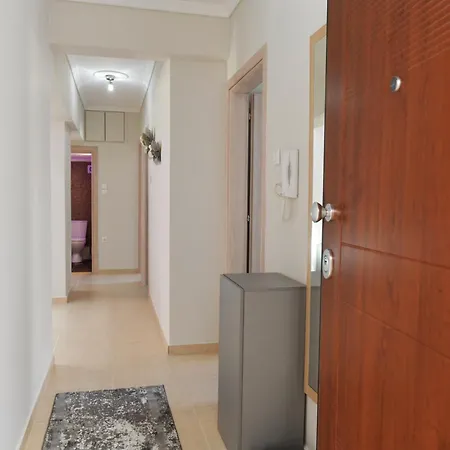 Poli's Luxury @ N. Moudania