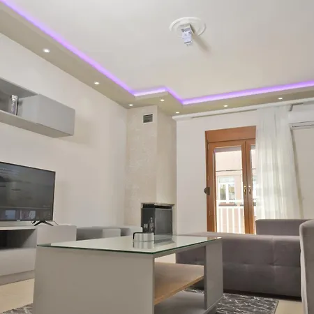 Apartment Poli's Luxury @ N. Moudania Nea Moudania
