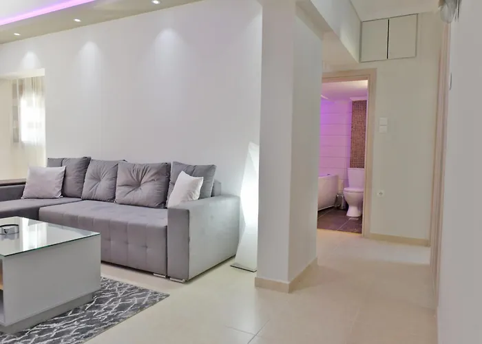 Poli's Luxury @ N. Moudania